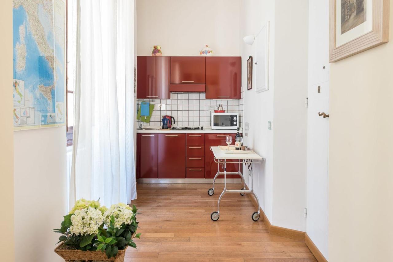Charming 2Bed Apartment Overlooking Duomo - Hosted By Sweetstay Florence Luaran gambar