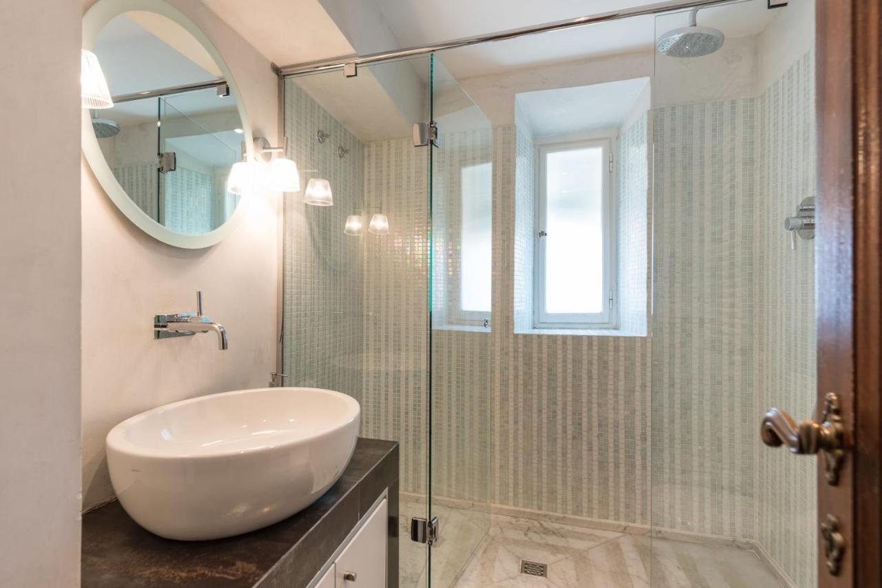 Charming 2Bed Apartment Overlooking Duomo - Hosted By Sweetstay Florence Luaran gambar